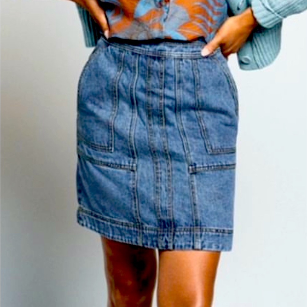 NWT Cabi Speedway Skirt Size 8